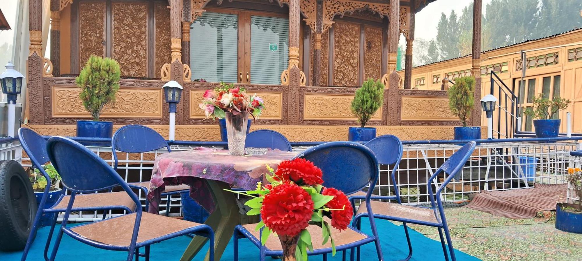 Goona Palace Houseboats Srīnagar Esterno foto