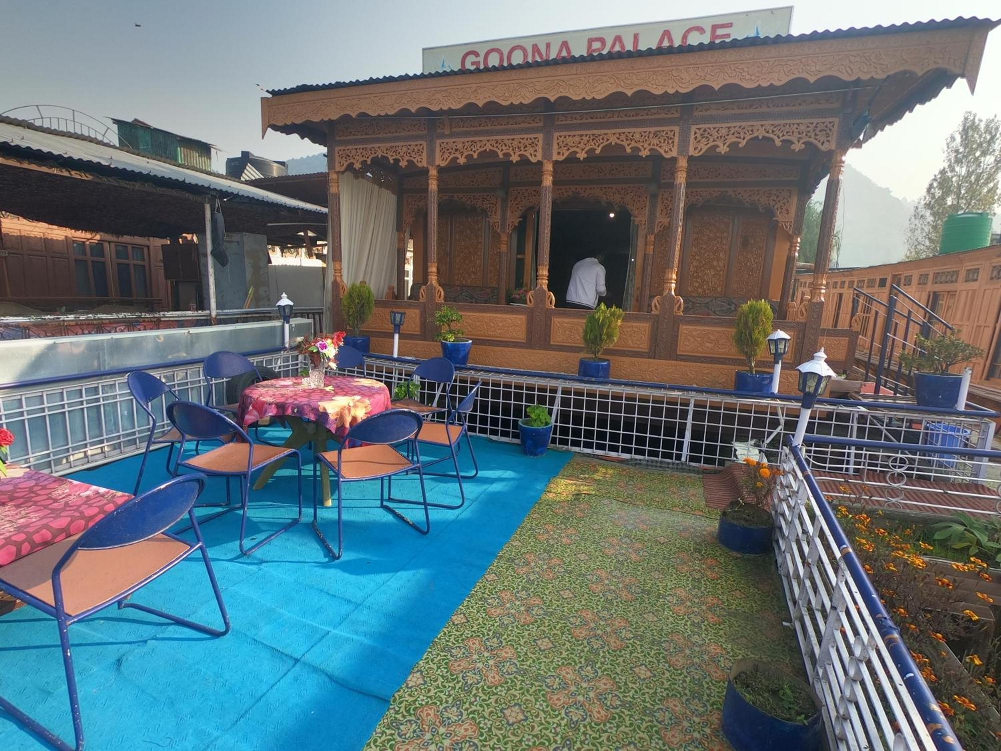 Goona Palace Houseboats Srīnagar Esterno foto